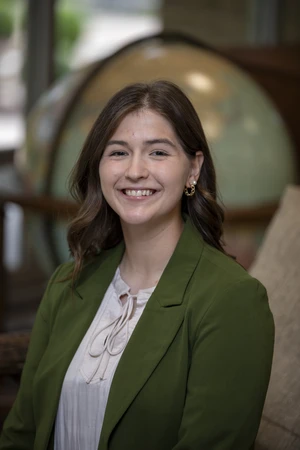 Abigail Johnson Headshot